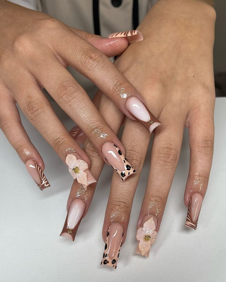 Elegant Almond Nail Inspirations