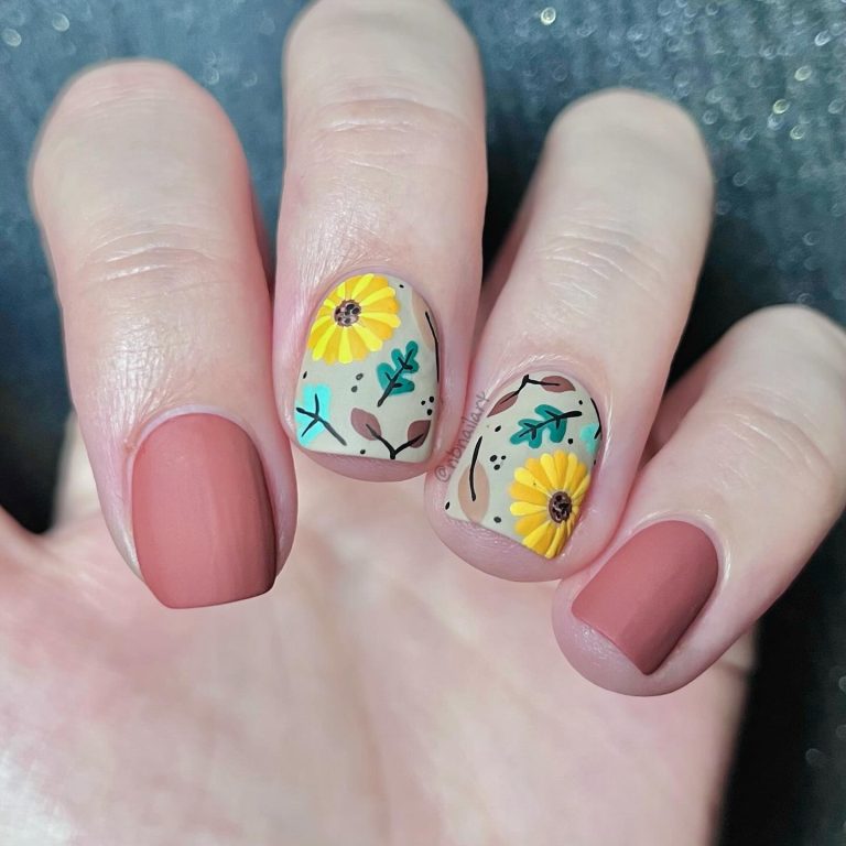 Spring Blossoms: A Floral Fantasy on Your Fingertips