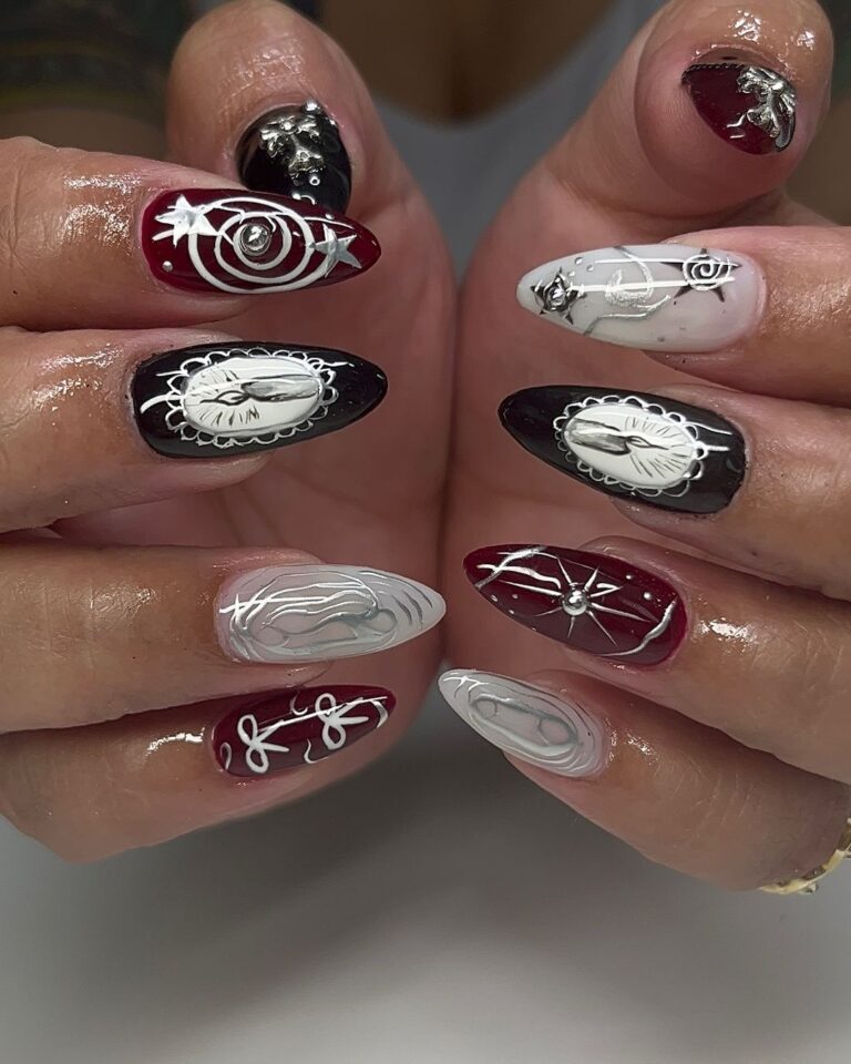 Autumn Elegance in Nail Art