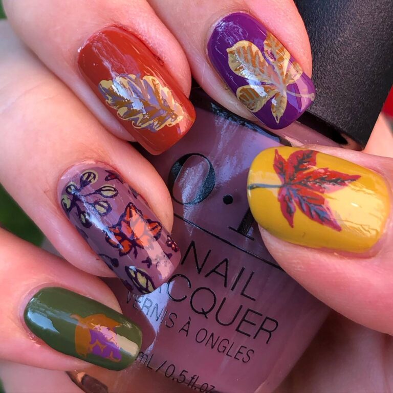 Autumn Leaves Nail Design