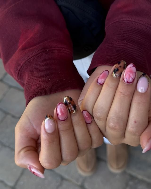 Elegant Fall Nail Trends