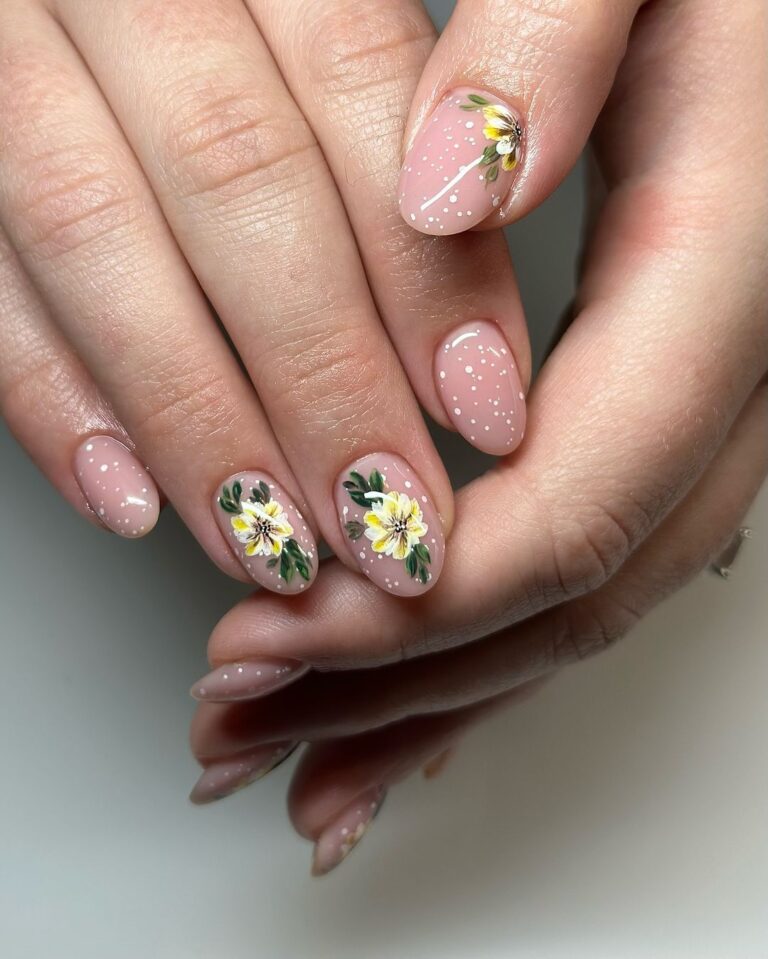 Floral Nail Art