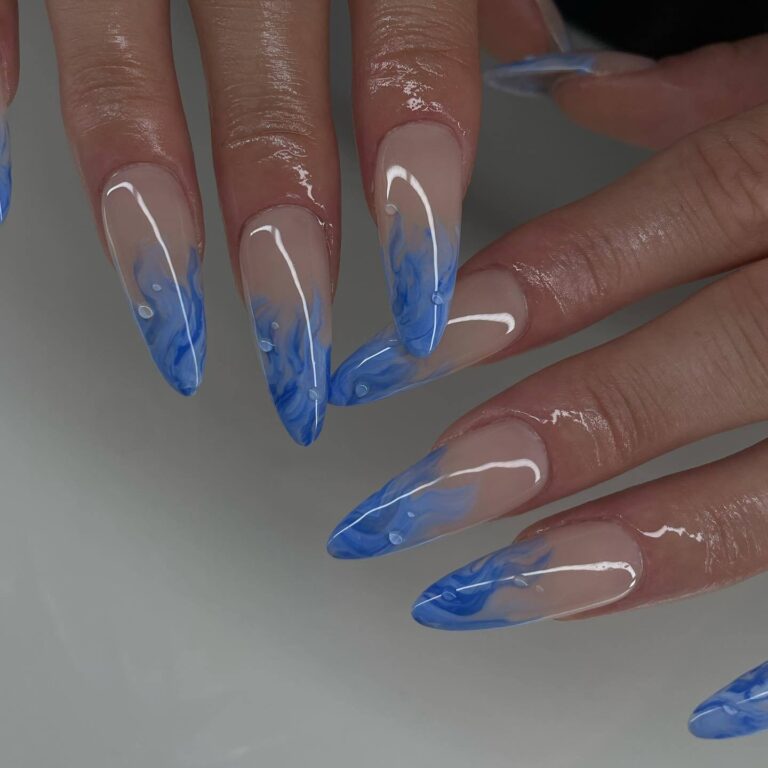 Ocean Wave Nails