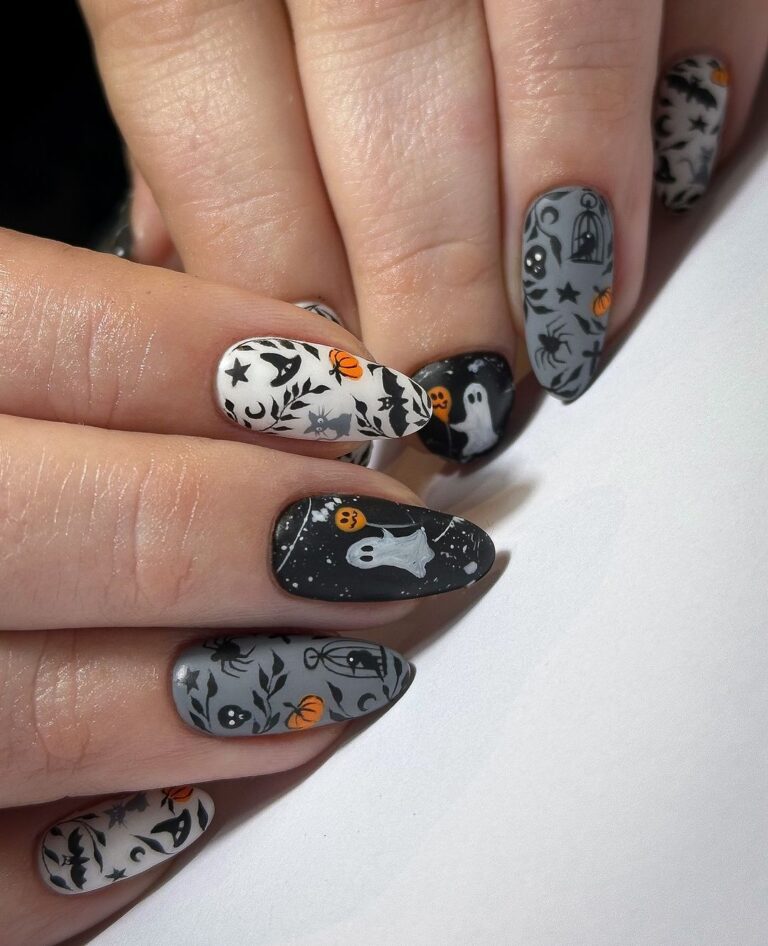 Spooky and Chic Halloween Nails