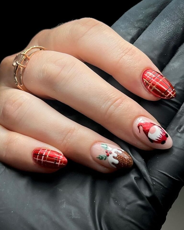 Christmas Nail Art