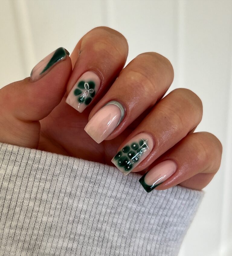 Christmas Nails