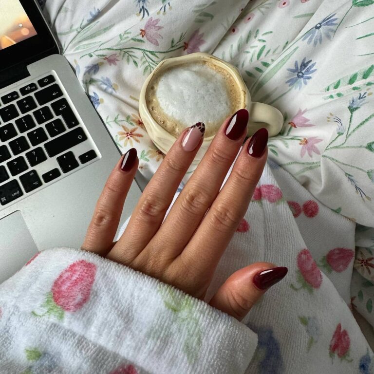 Cozy Nails