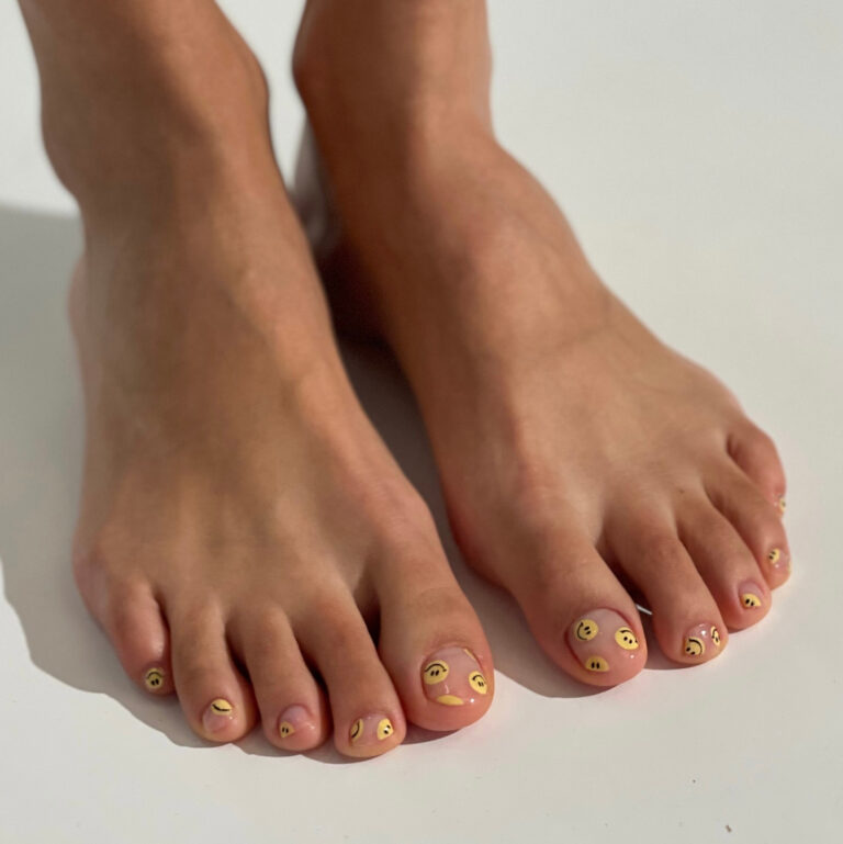 Fun Pedi Design