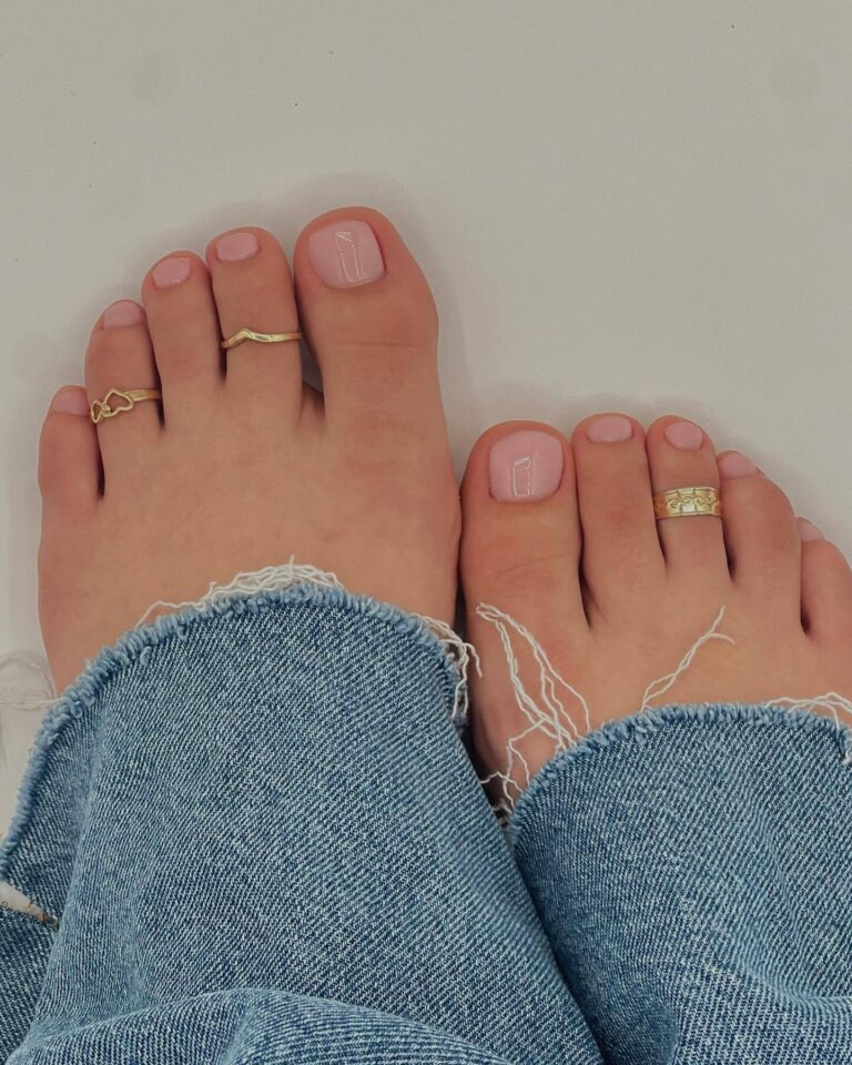 Gel Pedicure