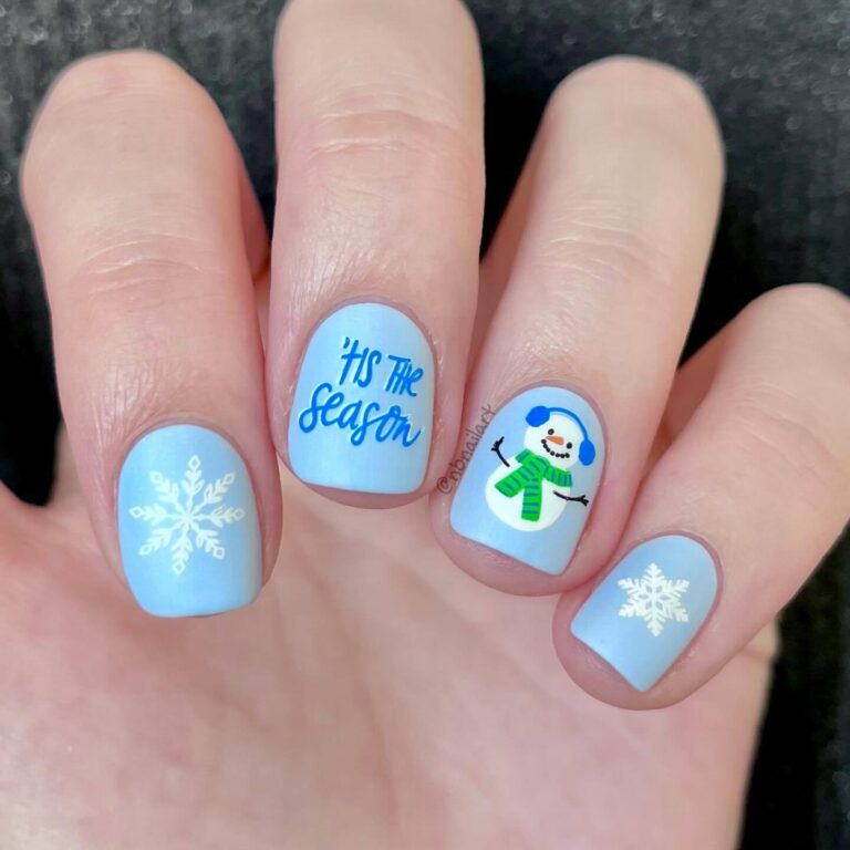 Holiday Nail Art